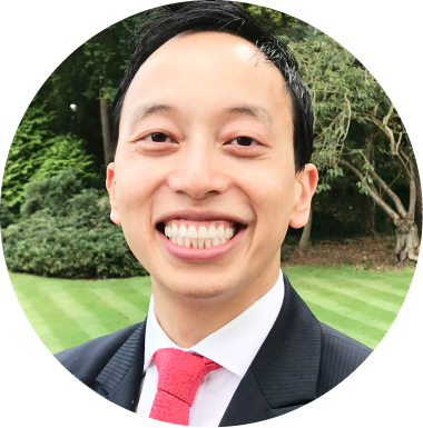 A portrait of Dan Nguyen, the Consultant Eye Surgeon at Dan Nguyen Ophthalmologist