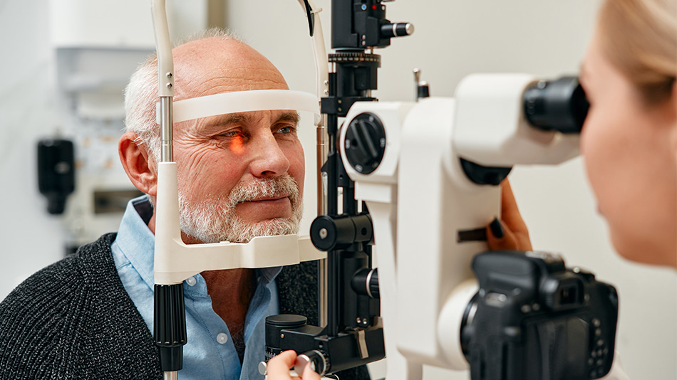 What-should-I-expect-during-the-consultation-for-private-cataract-surgery-Dan-Nguyen-Nguyen-Vision-Wrexham